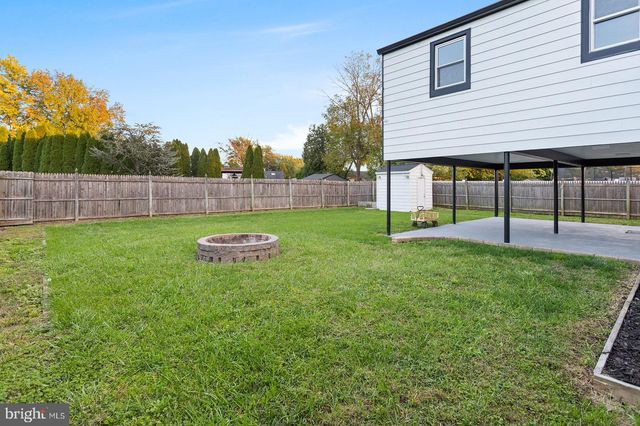 9 THORNTOWN LN, Bordentown, NJ 08505