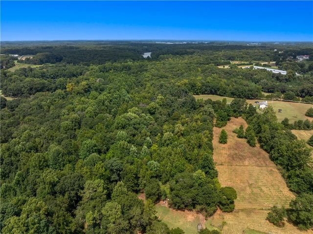 655 Old Hendry Church Road, Canon, GA 30520
