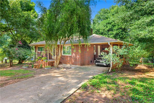 655 Old Hendry Church Road, Canon, GA 30520