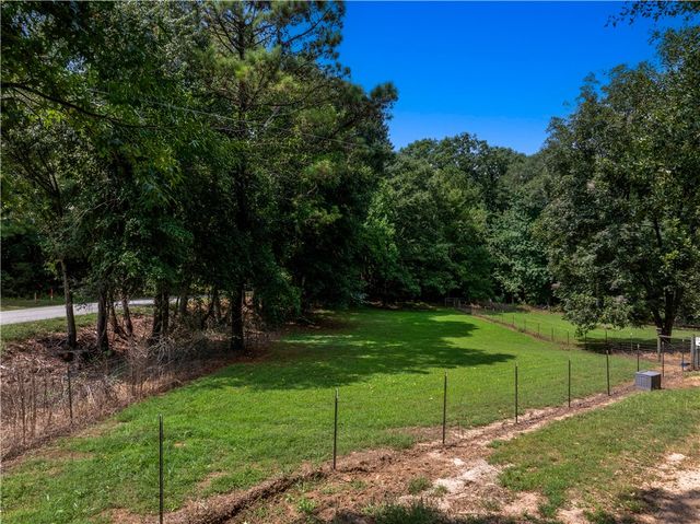 655 Old Hendry Church Road, Canon, GA 30520