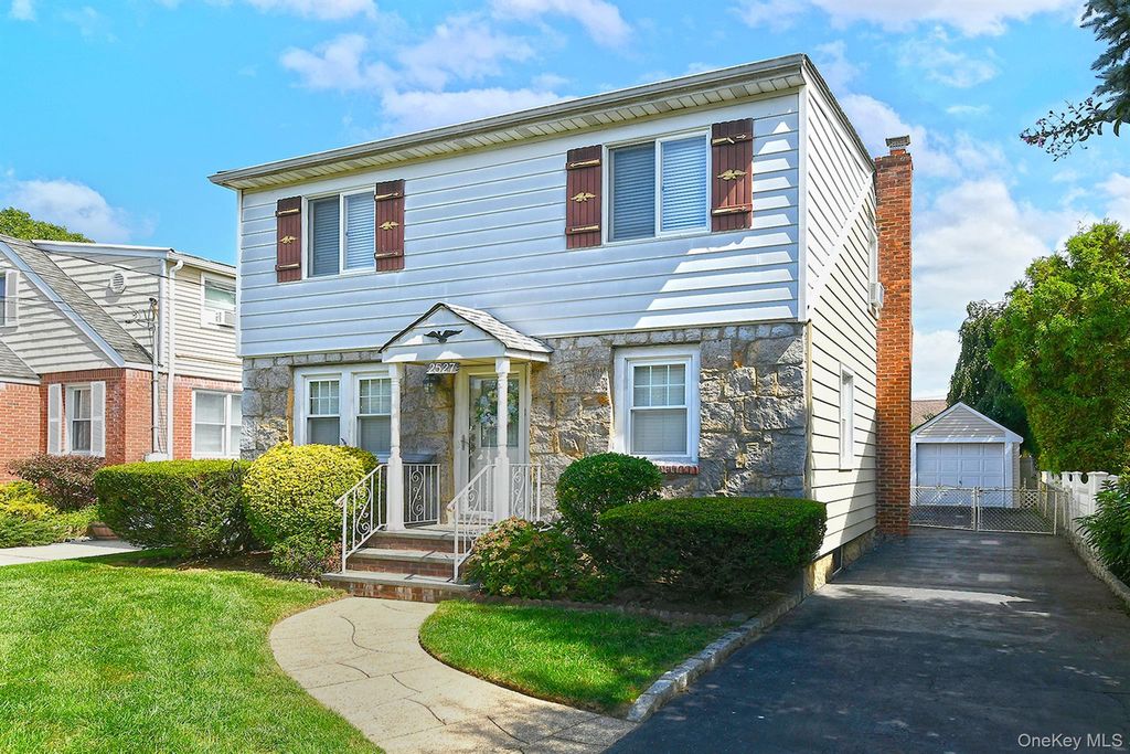 2527 Yorktown Street, Oceanside, NY 11572 — photo 3