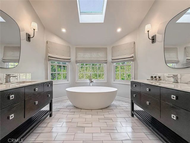5623 Hidden Glen Court, Westlake Village, CA 91362