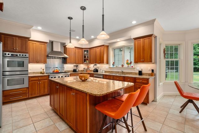 35 Houghton Ln, Boxborough, MA 01719