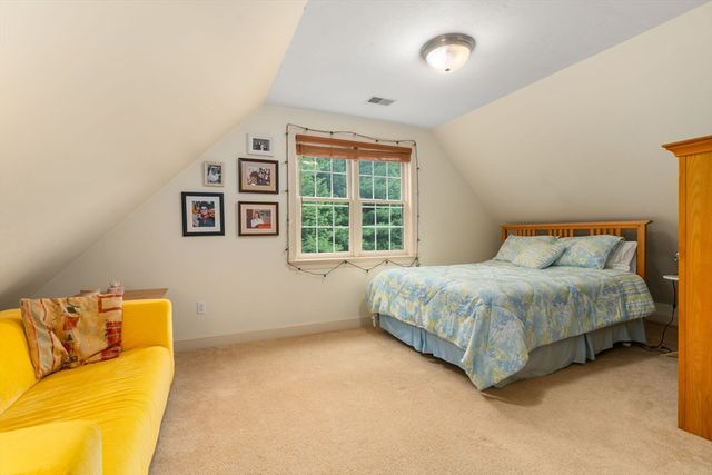 35 Houghton Ln, Boxborough, MA 01719