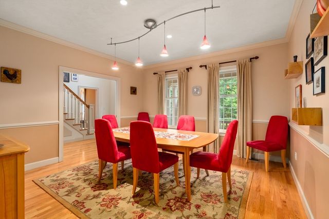 35 Houghton Ln, Boxborough, MA 01719
