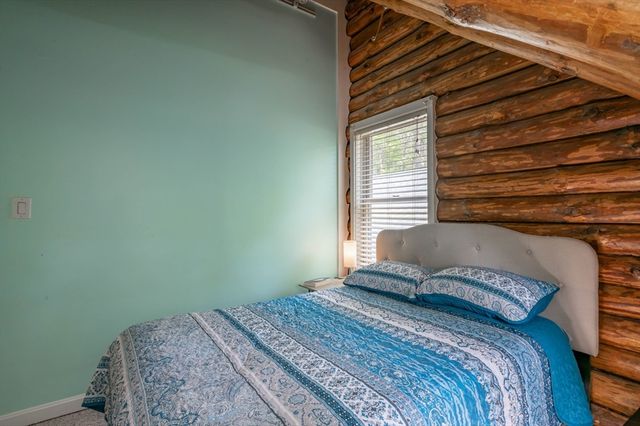 47 Uptack Rd, Groveland, MA 01834