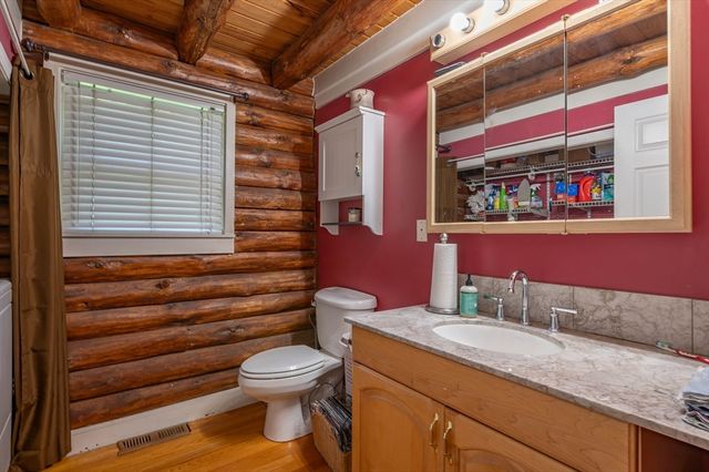 47 Uptack Rd, Groveland, MA 01834