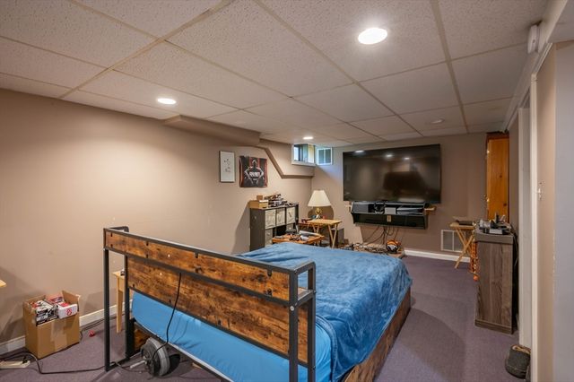 47 Uptack Rd, Groveland, MA 01834