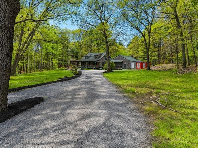 47 Uptack Rd, Groveland, MA 01834