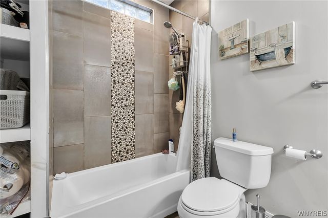 82 Dakota Street, Buffalo, NY 14216