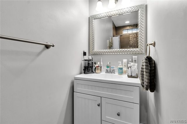 82 Dakota Street, Buffalo, NY 14216