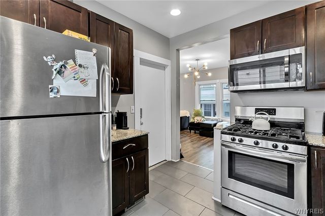 82 Dakota Street, Buffalo, NY 14216