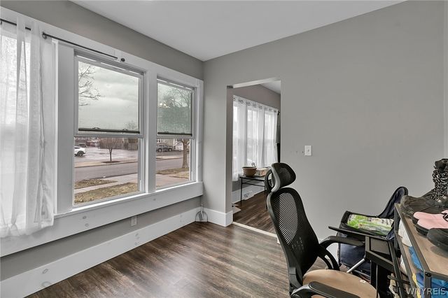 82 Dakota Street, Buffalo, NY 14216