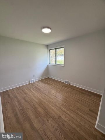 700 FRASER RD, Glenside, PA 19038