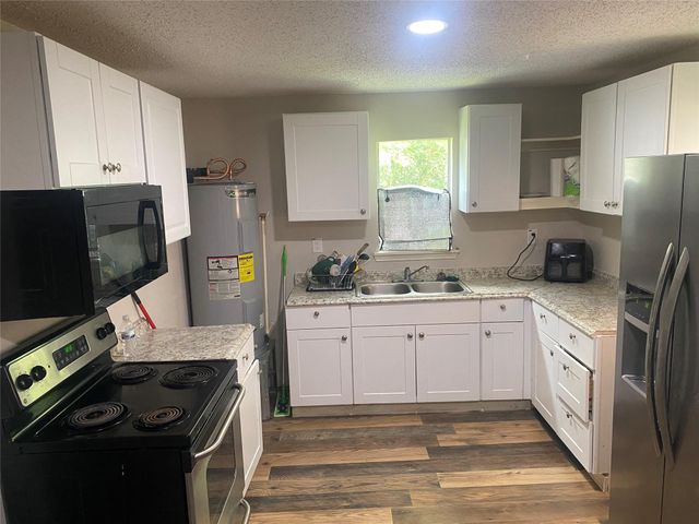 4601 Leffingwell Street B, Houston, TX 77026