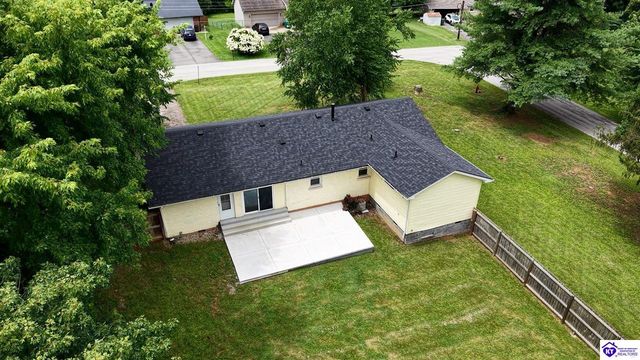 428 N Hillcrest Drive, Vine Grove, KY 40175