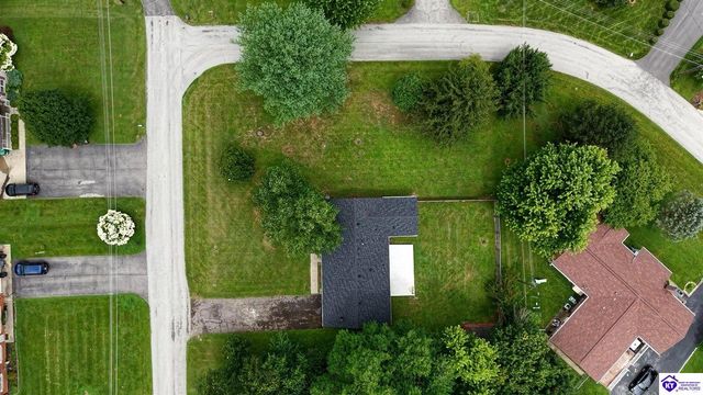 428 N Hillcrest Drive, Vine Grove, KY 40175