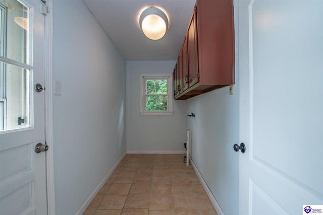 428 N Hillcrest Drive, Vine Grove, KY 40175