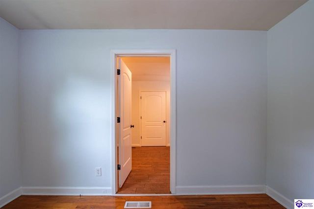 428 N Hillcrest Drive, Vine Grove, KY 40175