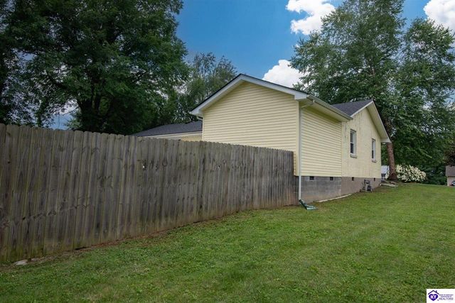 428 N Hillcrest Drive, Vine Grove, KY 40175