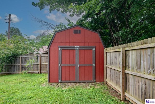 428 N Hillcrest Drive, Vine Grove, KY 40175
