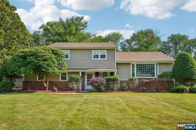 33 Maria Drive, Hillsdale, NJ 07642