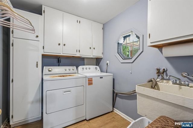33 Maria Drive, Hillsdale, NJ 07642