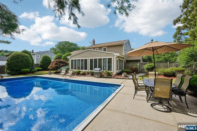 33 Maria Drive, Hillsdale, NJ 07642