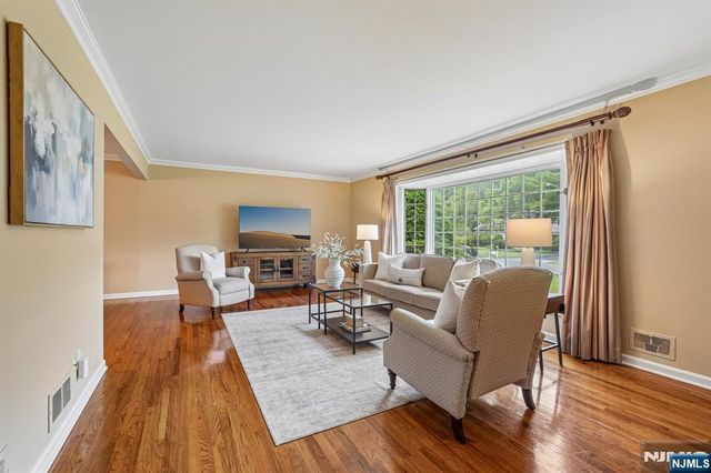 33 Maria Drive, Hillsdale, NJ 07642