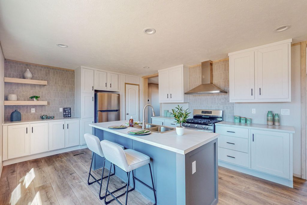 12 Sky Loop, Moriarty, NM 87035