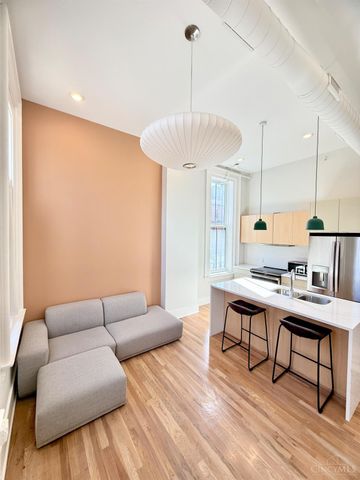 915 Vine Street, Cincinnati, OH 45202