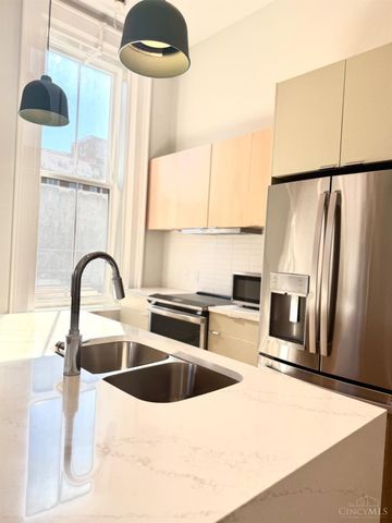 915 Vine Street, Cincinnati, OH 45202