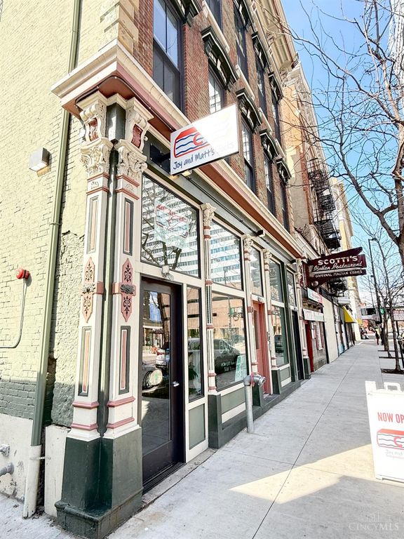 915 Vine Street, Cincinnati, OH 45202