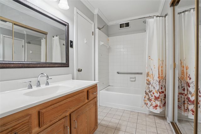 1714 Canterbury Lane, Lewisville, TX 75067