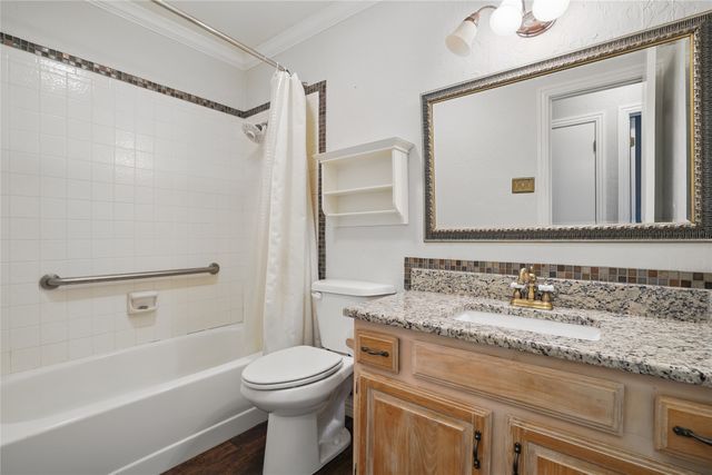 1714 Canterbury Lane, Lewisville, TX 75067