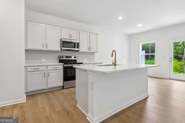 318 Dearborn Drive, Cartersville, GA 30120
