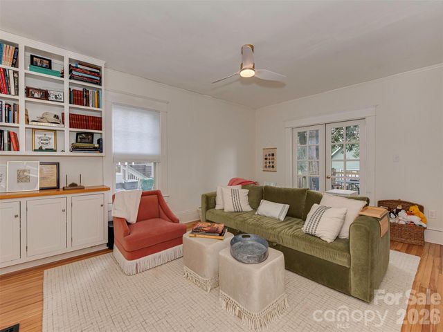 720 Clement Avenue, Charlotte, NC 28204