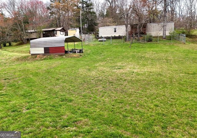 138 Paradise Lane, Blairsville, GA 30512