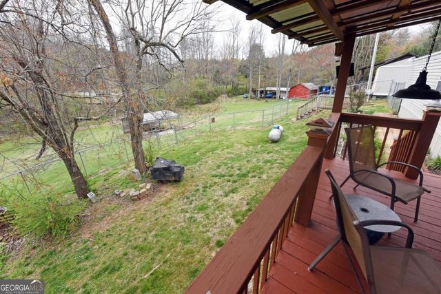 138 Paradise Lane, Blairsville, GA 30512