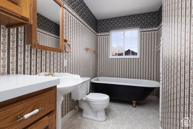 889 UPLAND DR, Richfield, UT 84701