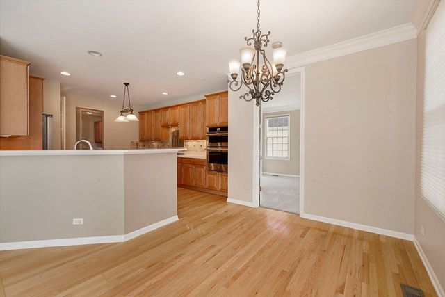 7 Chaco Court, South Barrington, IL 60010