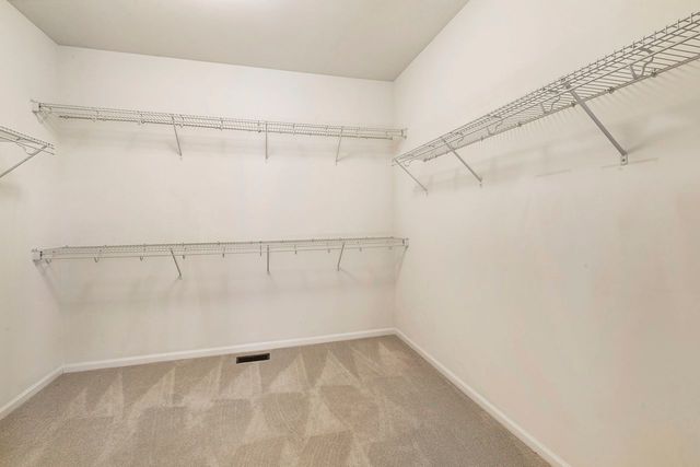 7 Chaco Court, South Barrington, IL 60010