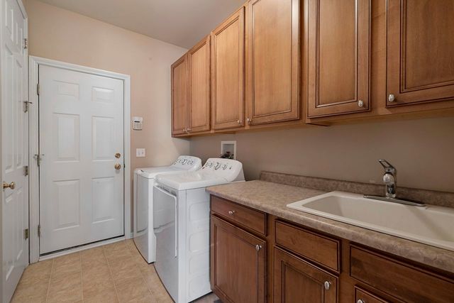 7 Chaco Court, South Barrington, IL 60010