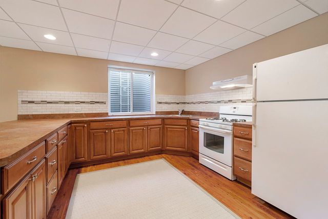 7 Chaco Court, South Barrington, IL 60010