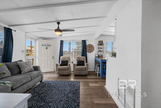 221 W 6th Avenue, Gulf Shores, AL 36542