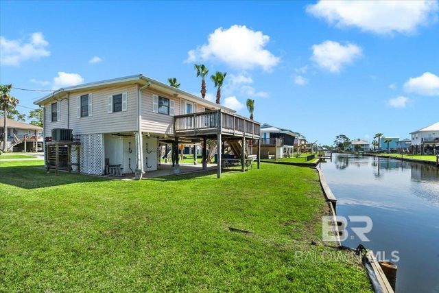 221 W 6th Avenue, Gulf Shores, AL 36542
