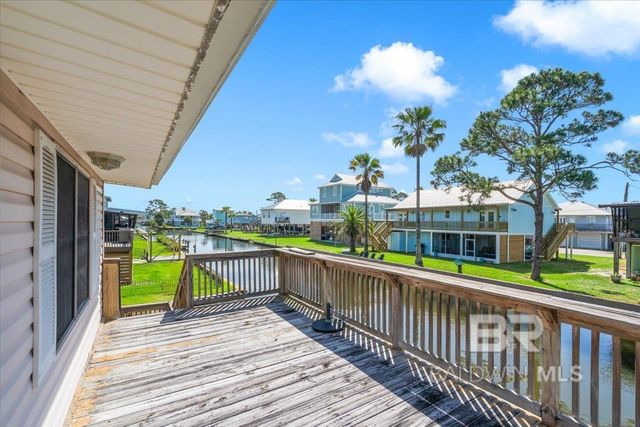 221 W 6th Avenue, Gulf Shores, AL 36542