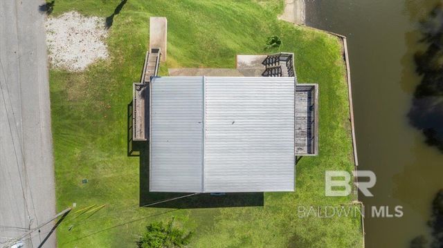 221 W 6th Avenue, Gulf Shores, AL 36542