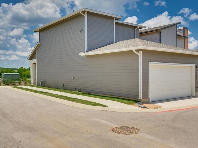 7702 Dylan DR, Austin, TX 78744