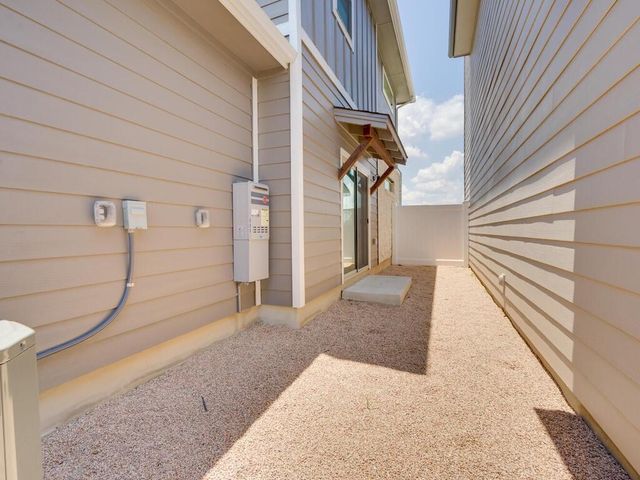 7702 Dylan DR, Austin, TX 78744
